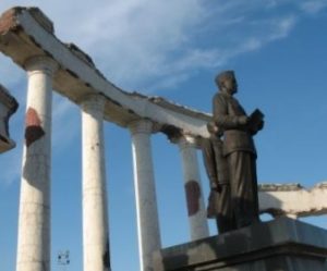 bangunan bersejarah di surabaya