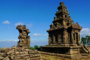 Candi Gedong IV