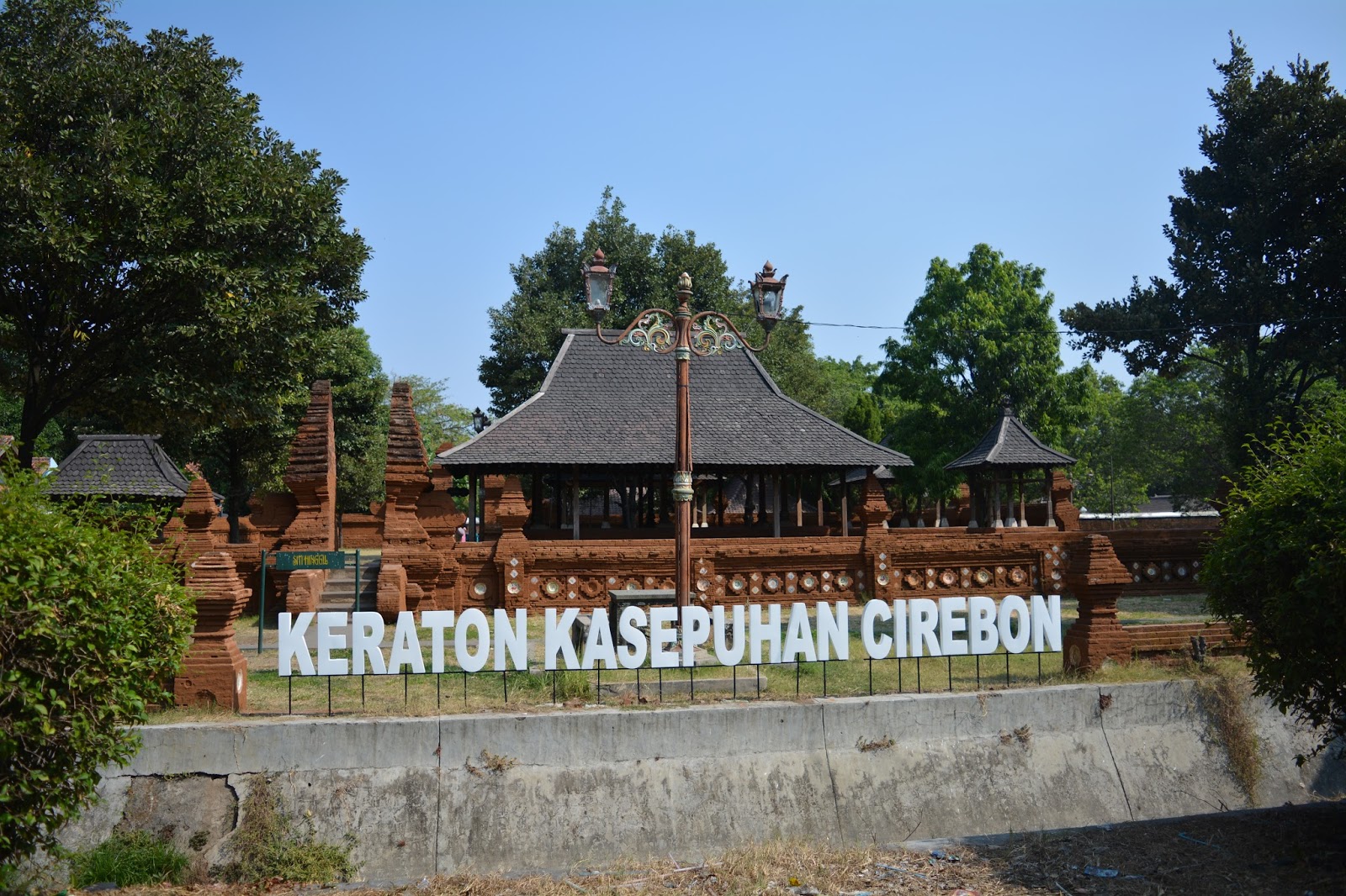 Keraton-Kasepuhan-Cirebon