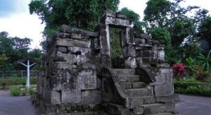 candi gunung wukir