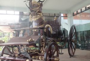 kereta kuda museum sri baduga