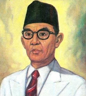 Biografi Ki Hajar Dewantara