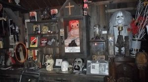 Koleksi Museum Ed dan Lorraine Warren